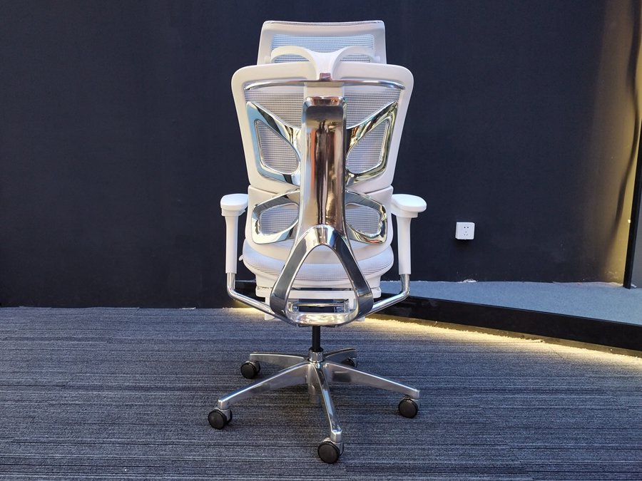 How Ergonomic Executive Chairs Like The Shunmas Butterfly Chair Are Transforming Health