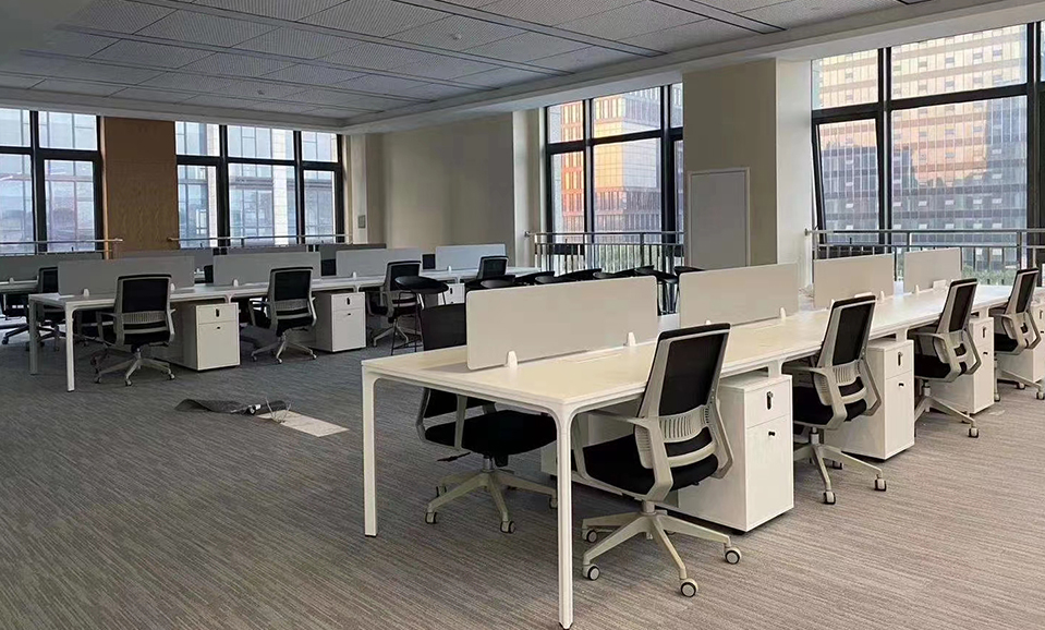 办公椅项目工程现场-成都某投资公司